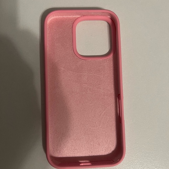 iphone 16 pro silicone case - Picture 2 of 2